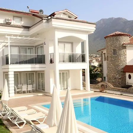 Villa Nisan Ayinin Sonuna Kadar Kiralik *